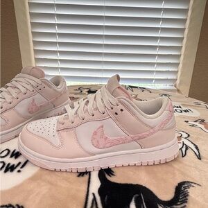 Nike Low-Top Pink & White Marble Swoosh Sneakers